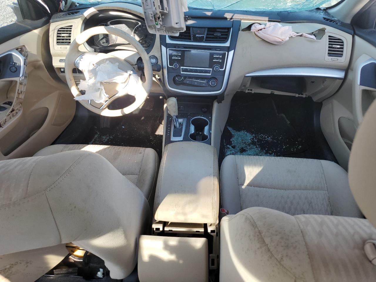 2016 Nissan Altima - Image 8