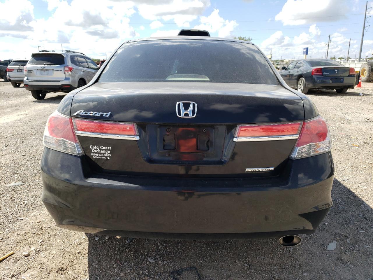 1HGCP2F64CA068432 2012 Honda Accord Se