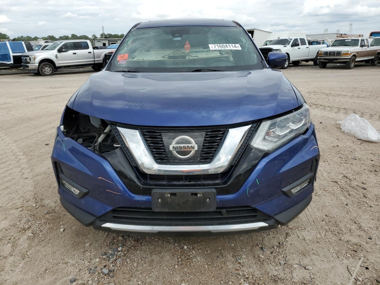 VIN 5N1AT2MT4HC749126 2017 NISSAN ROGUE no.5