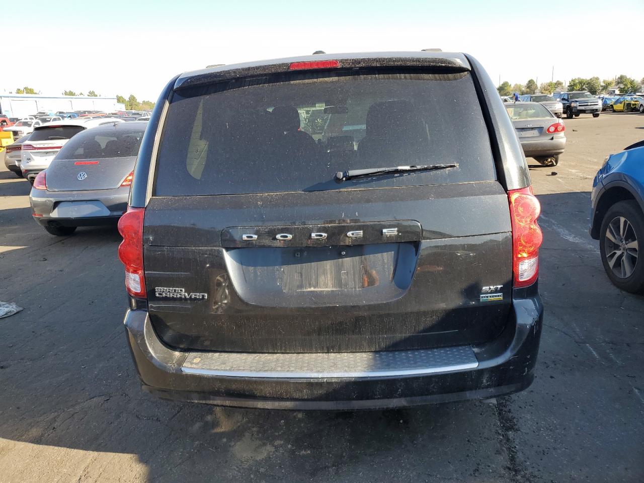 2C4RDGCG6GR334014 2016 Dodge Grand Caravan Sxt