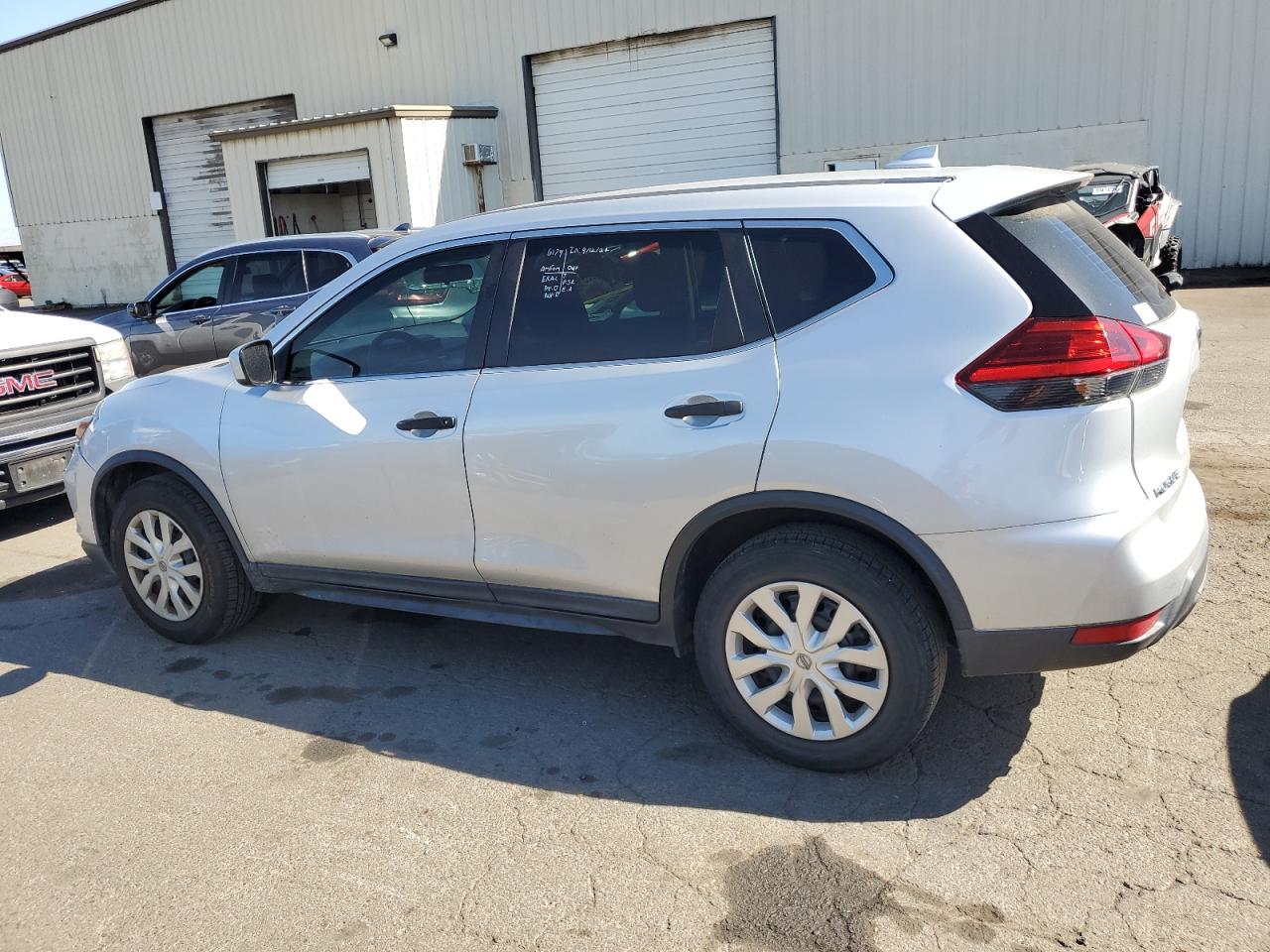 2017 Nissan Rogue S VIN: KNMAT2MV0HP535510 Lot: 71816244