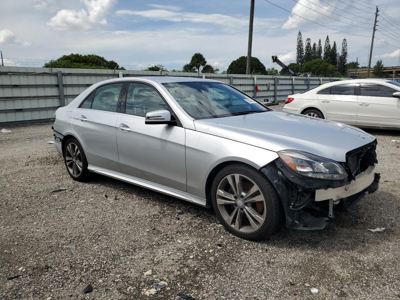 WDDHF5KB3EB040894 2014 Mercedes-Benz E 350