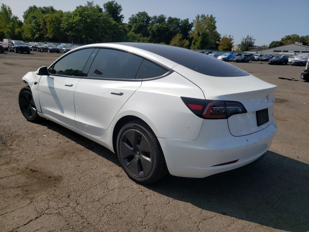 5YJ3E1EB3MF978952 2021 TESLA MODEL 3 - Image 2