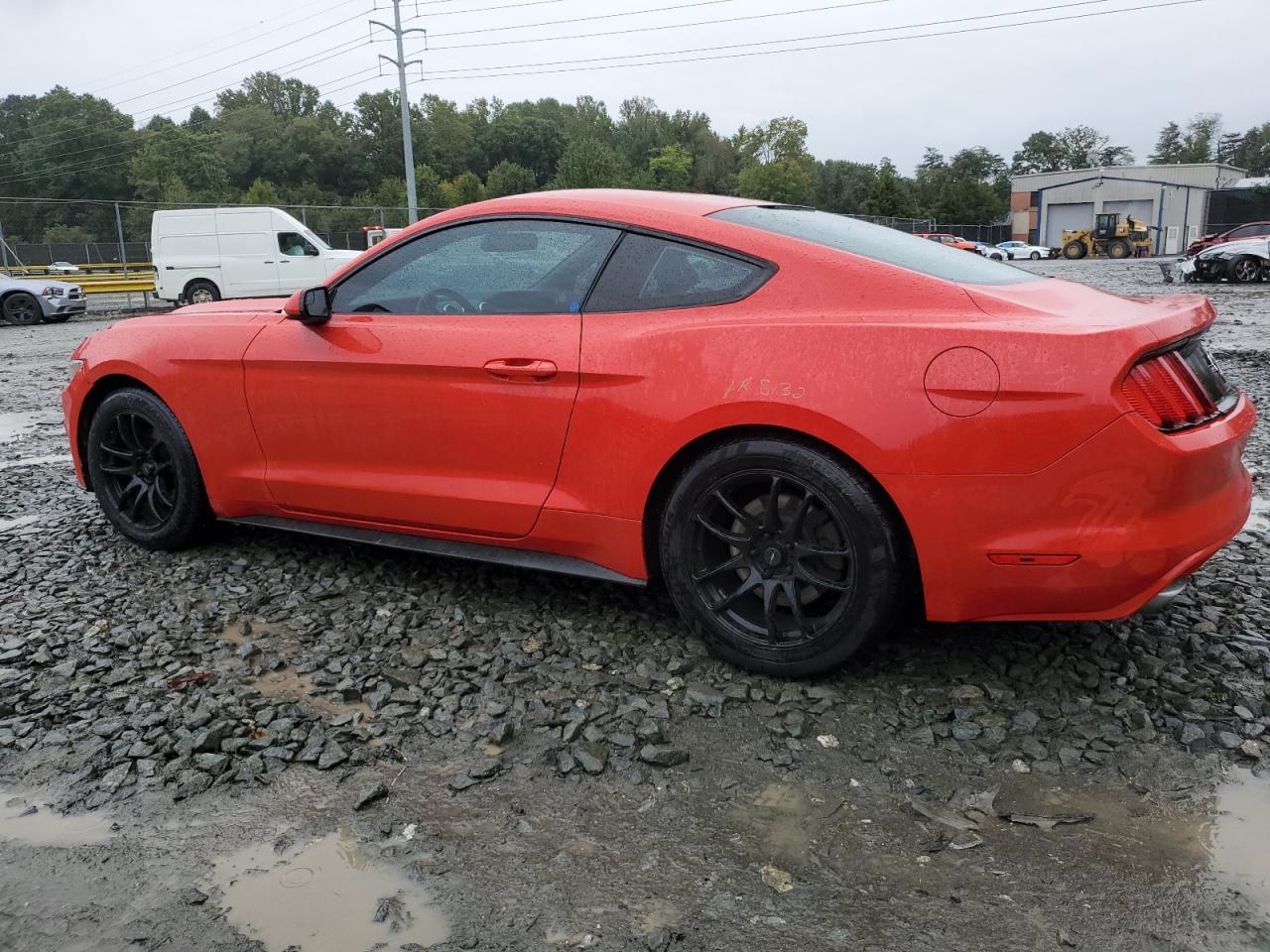 1FA6P8AM2G5277760 2016 FORD MUSTANG - Image 2