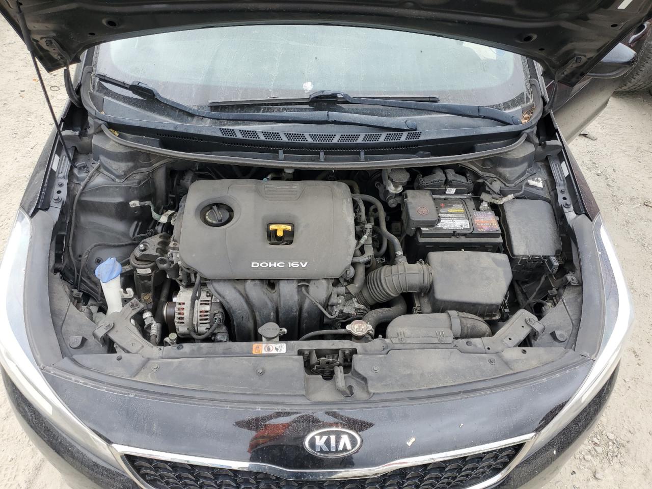 3KPFK4A74JE222217 2018 Kia Forte Lx