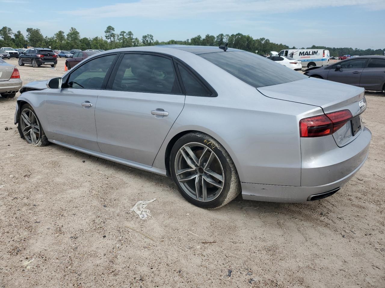 WAU43AFD9HN006870 2017 AUDI A8 - Image 2