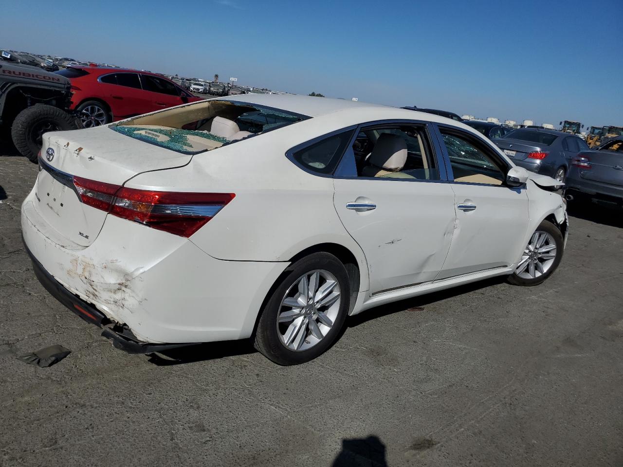 VIN 4T1BK1EB9DU060386 2013 TOYOTA AVALON no.3