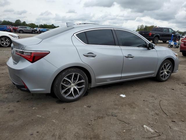 19UDE2F79MA010028 Acura ILX PREMIU 3