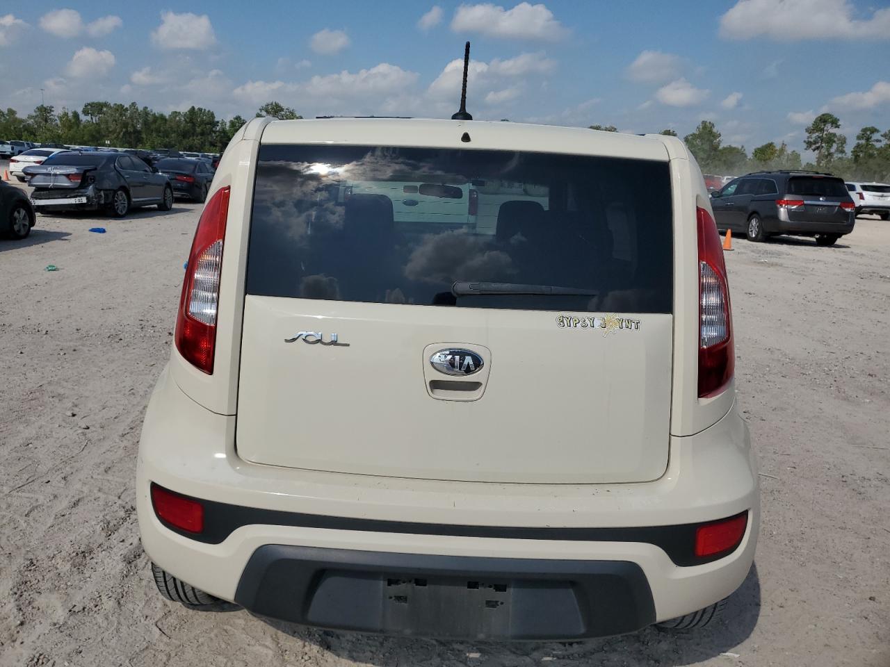 KNDJT2A56D7543030 2013 Kia Soul