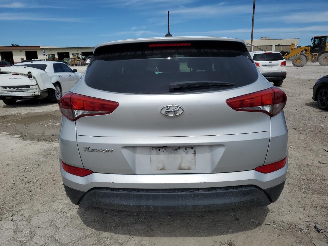 KM8J23A48HU531027 2017 Hyundai Tucson Se