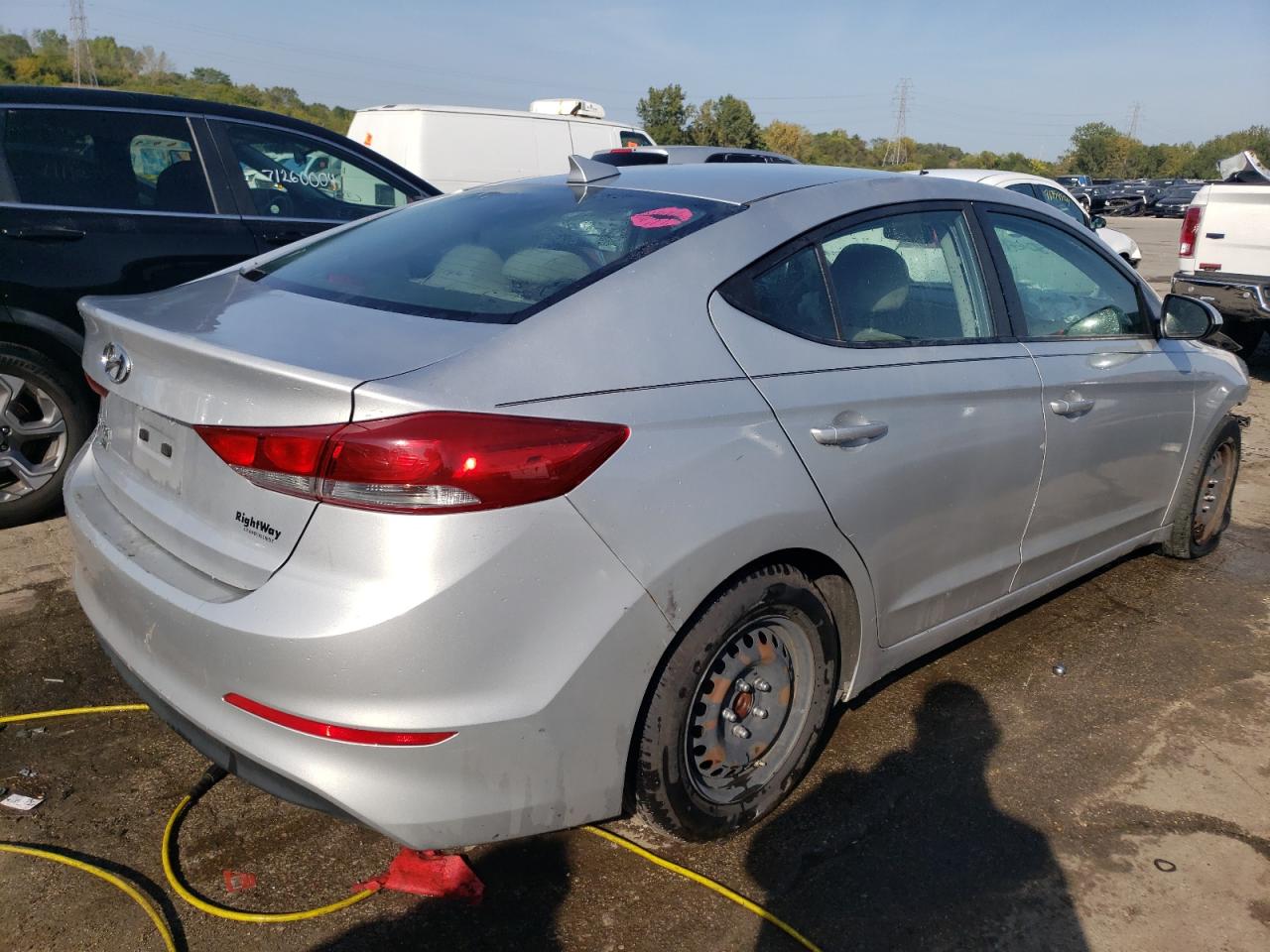 KMHD74LF3HU374252 2017 Hyundai Elantra Se