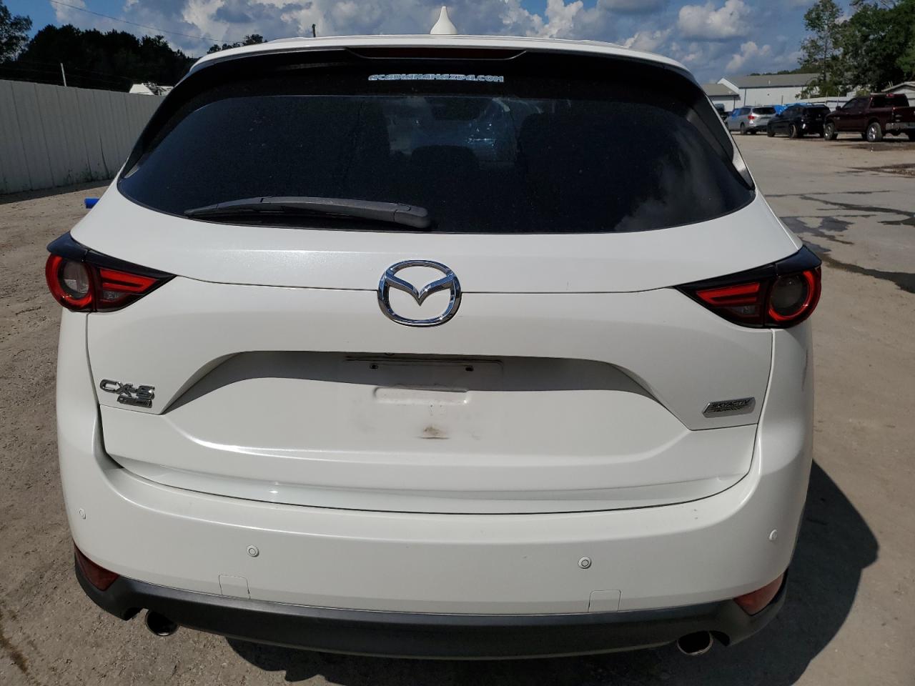 JM3KFBEY9K0606490 2019 Mazda Cx-5 Signature