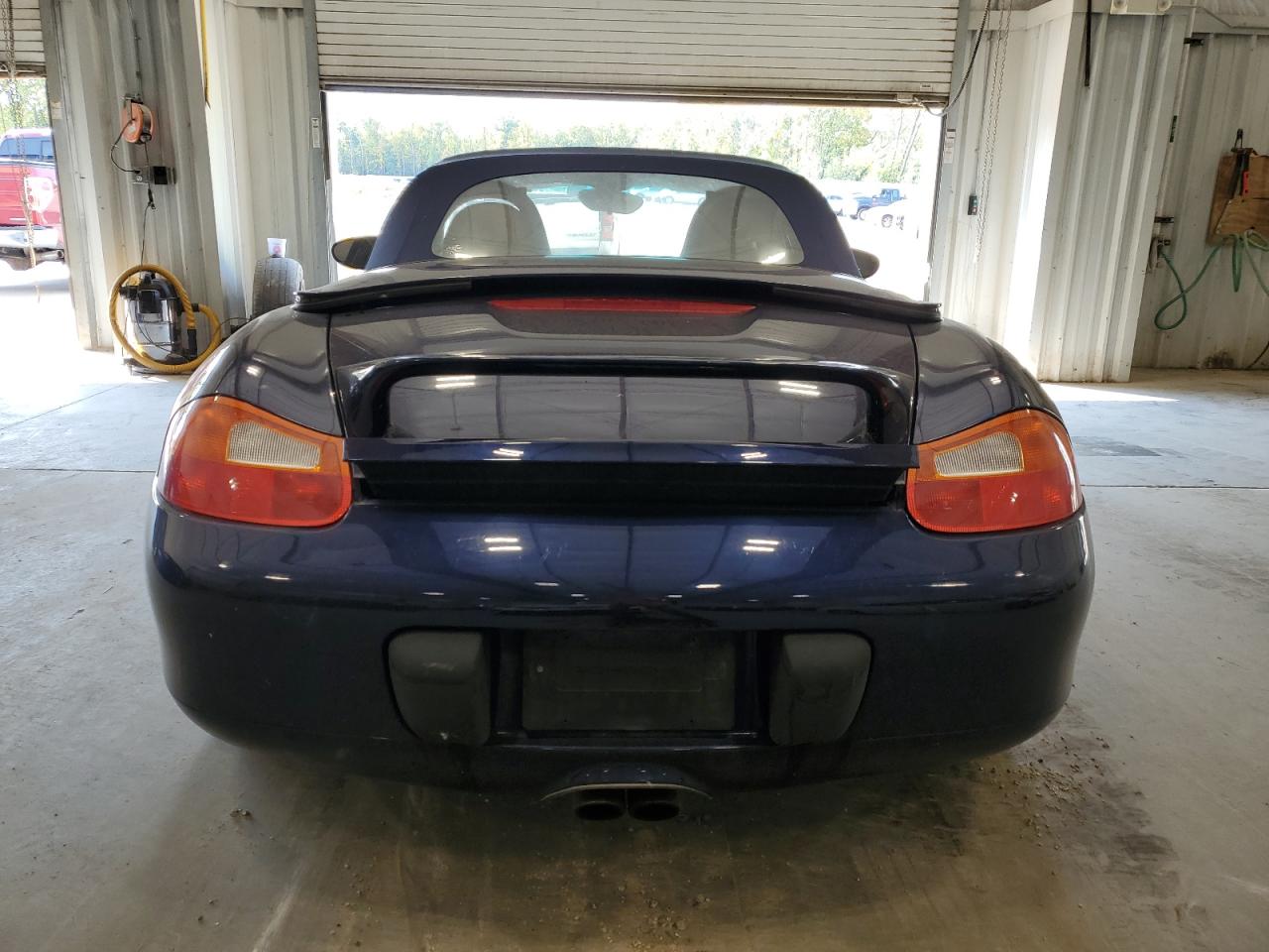 2001 Porsche Boxster S VIN: WP0CB29871U660817 Lot: 71265514