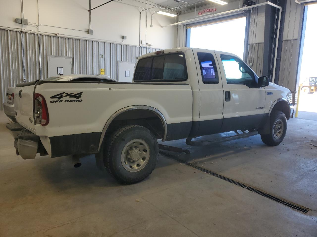 2002 Ford F250 - Image 3
