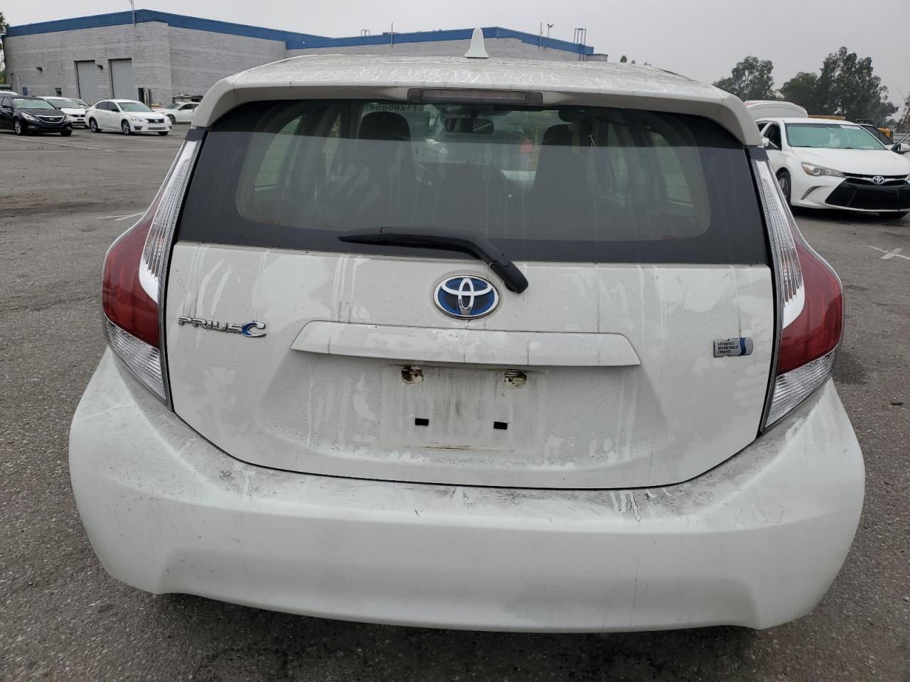 2016 Toyota Prius C VIN: JTDKDTB37G1117990 Lot: 71288854