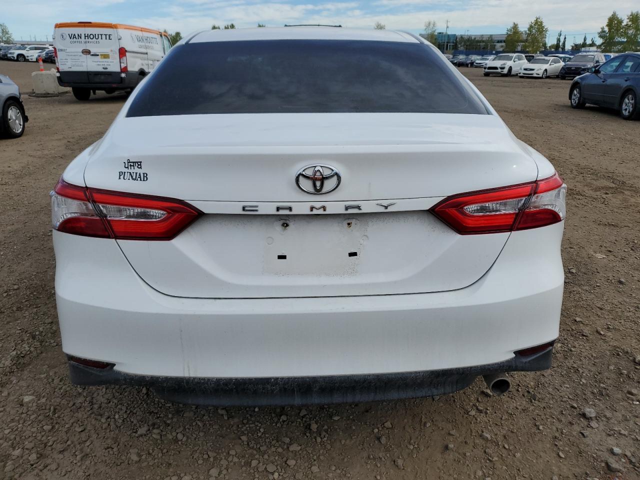 2018 Toyota Camry - Image 6