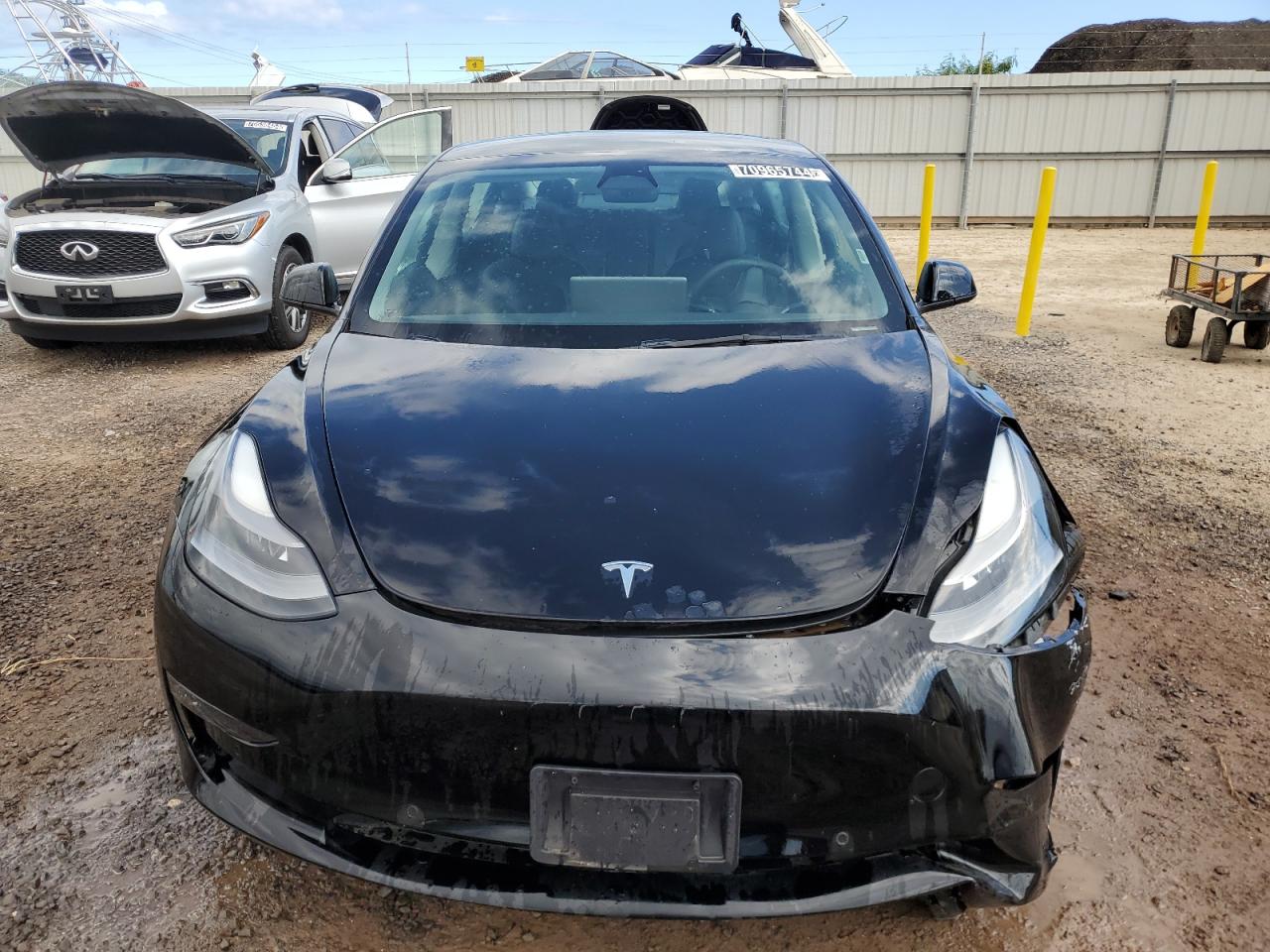 5YJ3E1EB3NF257693 Tesla Model 3  5