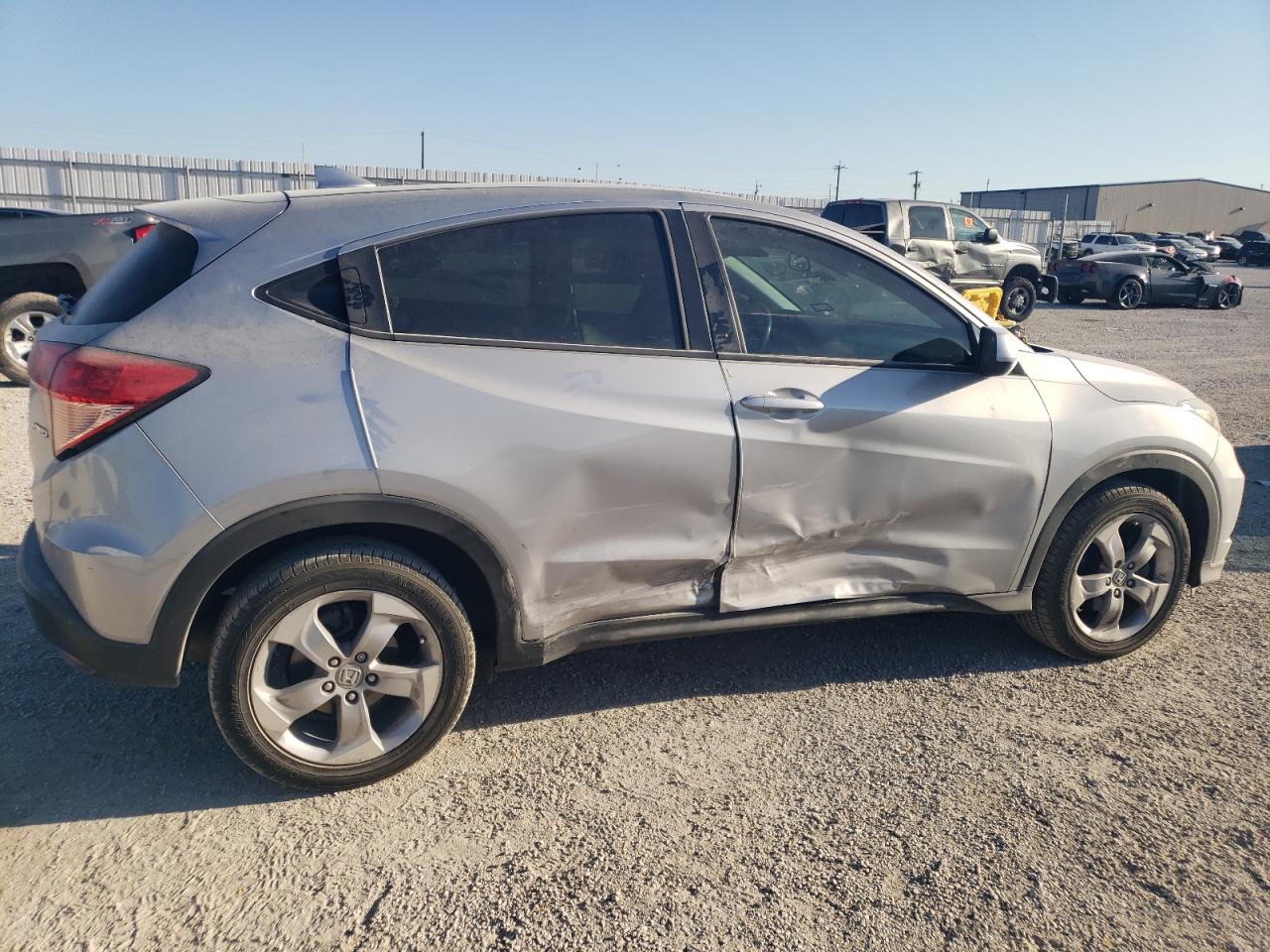 3CZRU6H34JM713859 2018 Honda Hr-V Lx