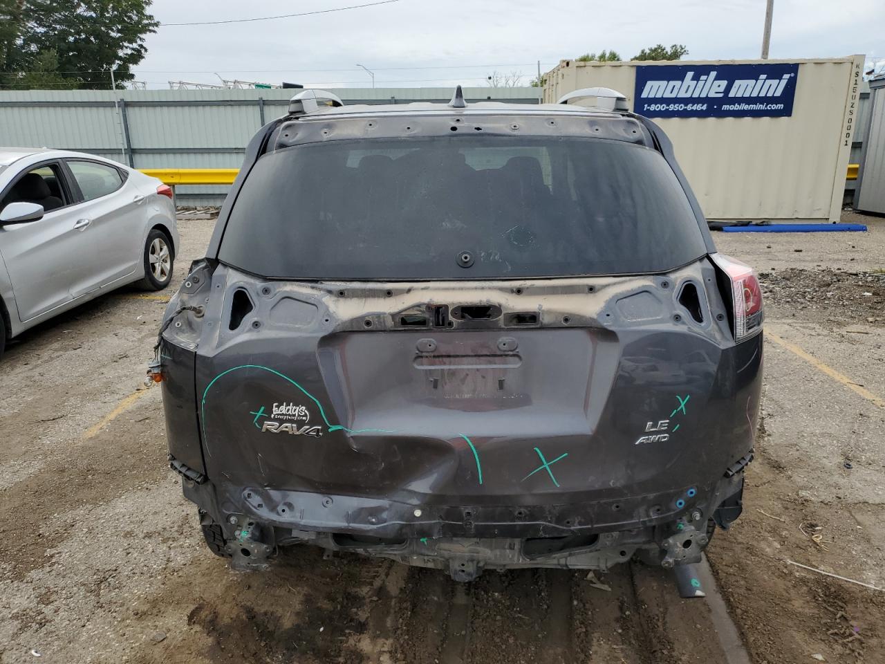 2T3BFREVXHW670338 2017 Toyota Rav4 Le