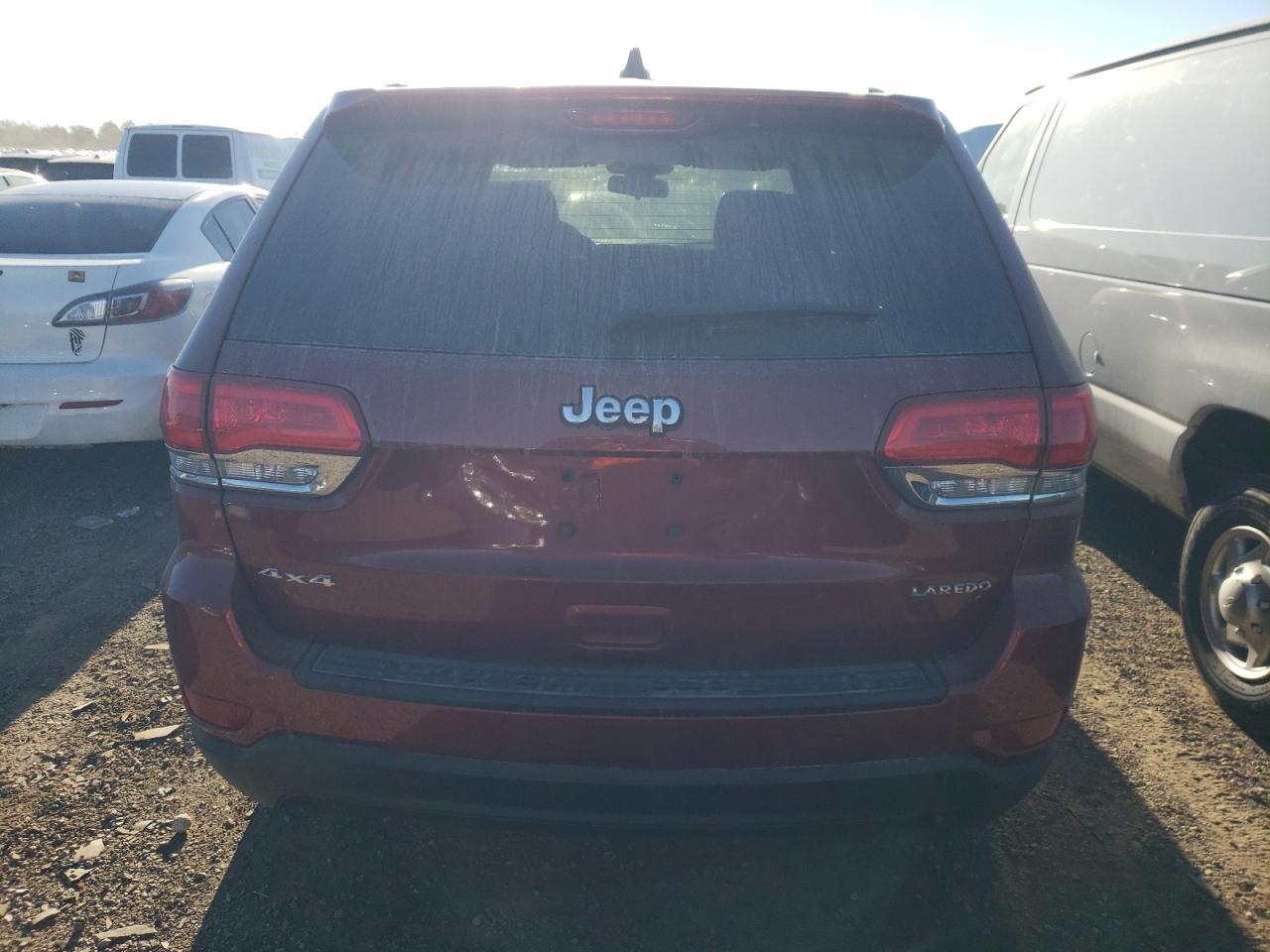 1C4RJFAGXEC583511 2014 Jeep Grand Cherokee Laredo