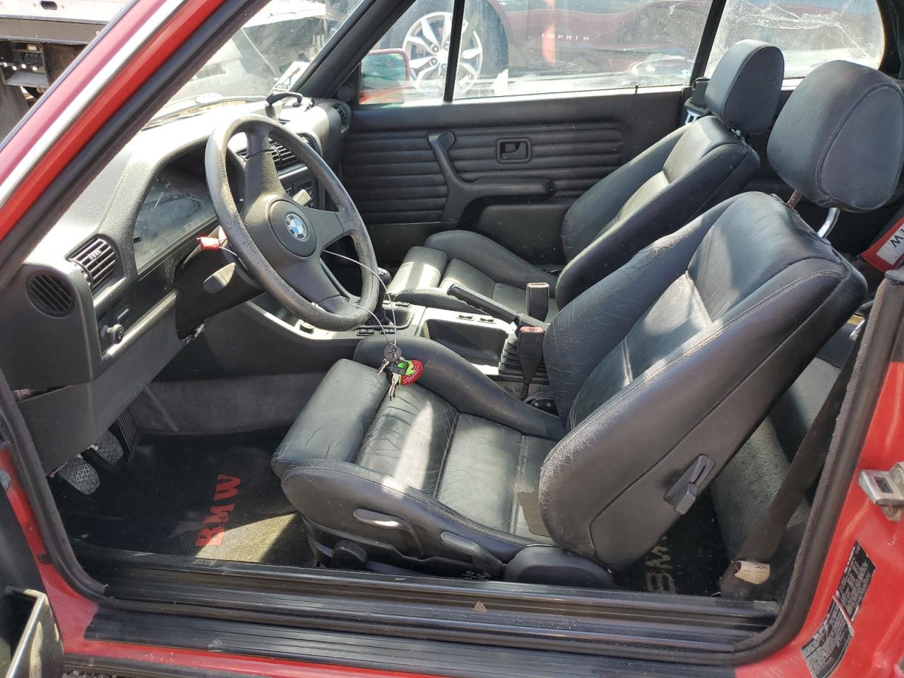 1988 BMW 325 I VIN: WBABB1308J8272252 Lot: 72989154