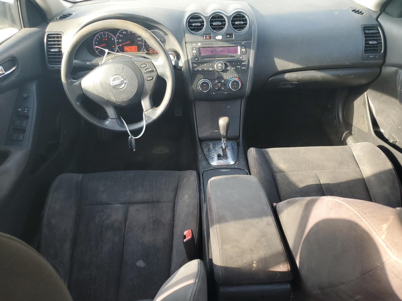 2012 Nissan Altima - Image 8