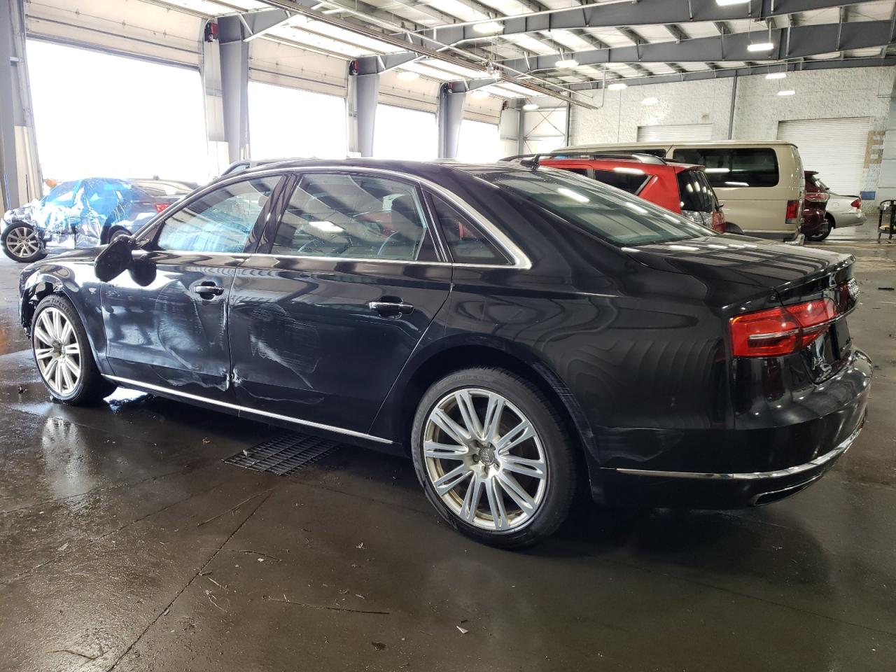 WAU3GAFD8FN010485 2015 AUDI A8 - Image 2