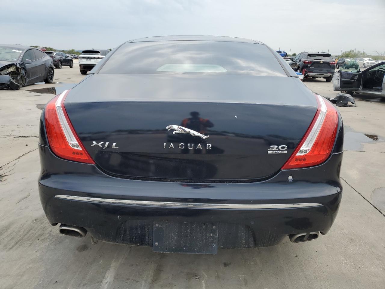 SAJWA2GBXCLV25436 2012 Jaguar Xjl