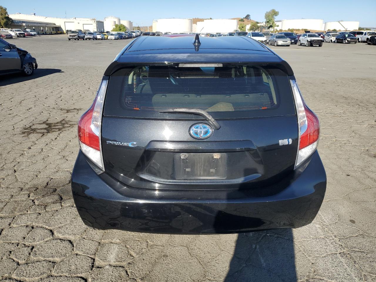 2016 Toyota Prius C VIN: JTDKDTB35G1120614 Lot: 70833064