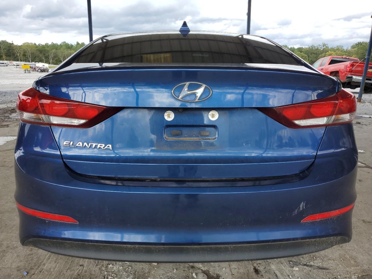 2018 Hyundai Elantra - Image 6