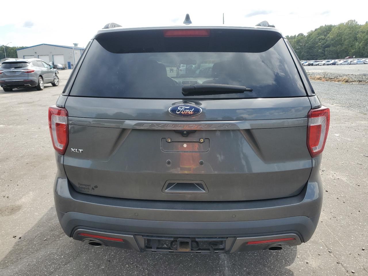 1FM5K7D82HGA57792 2017 Ford Explorer Xlt