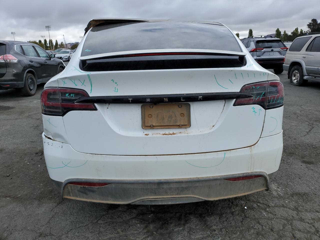 2023 Tesla Model X VIN: 7SAXCDE5XPF405072 Lot: 71835244