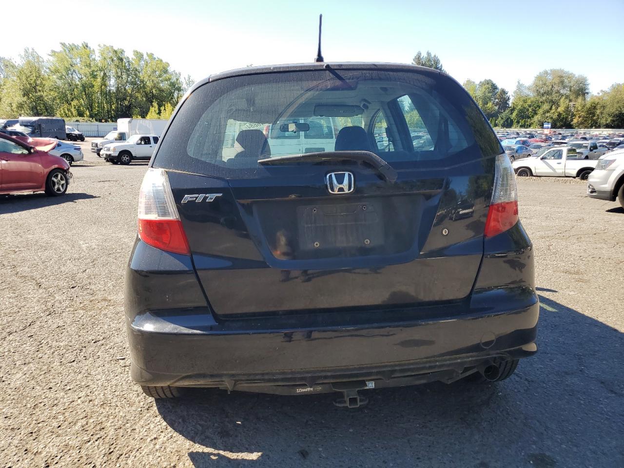 2010 Honda Fit VIN: JHMGE8H29AS005125 Lot: 72716684