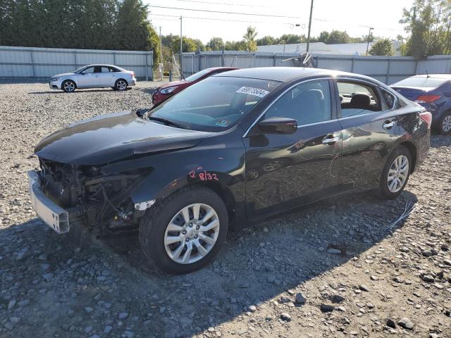 2013 Nissan Altima 2.5 продається в Windsor, NJ - Front End