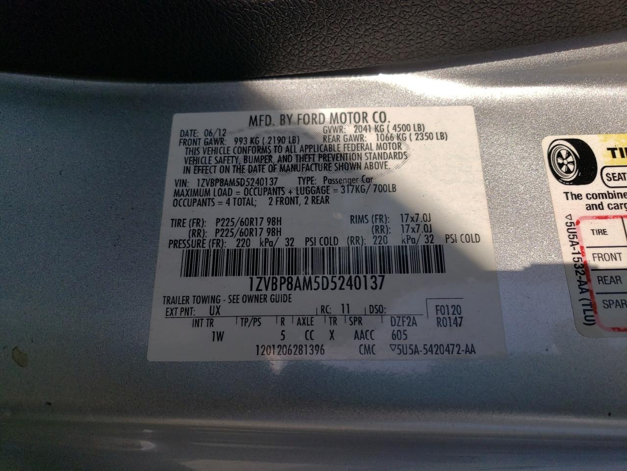 2013 Ford Mustang VIN: 1ZVBP8AM5D5240137 Lot: 70581394