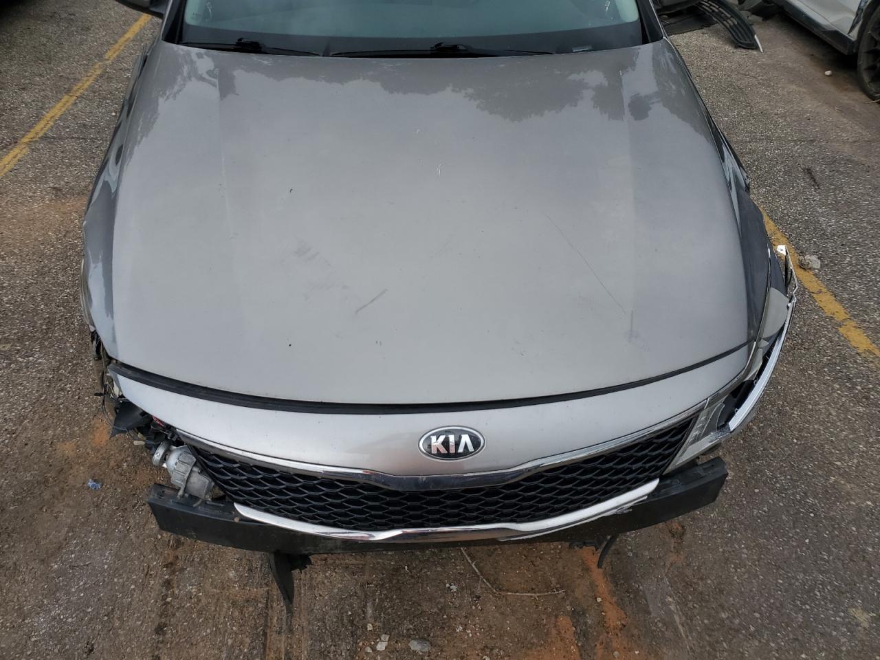 5XXGT4L30GG076555 2016 Kia Optima Lx