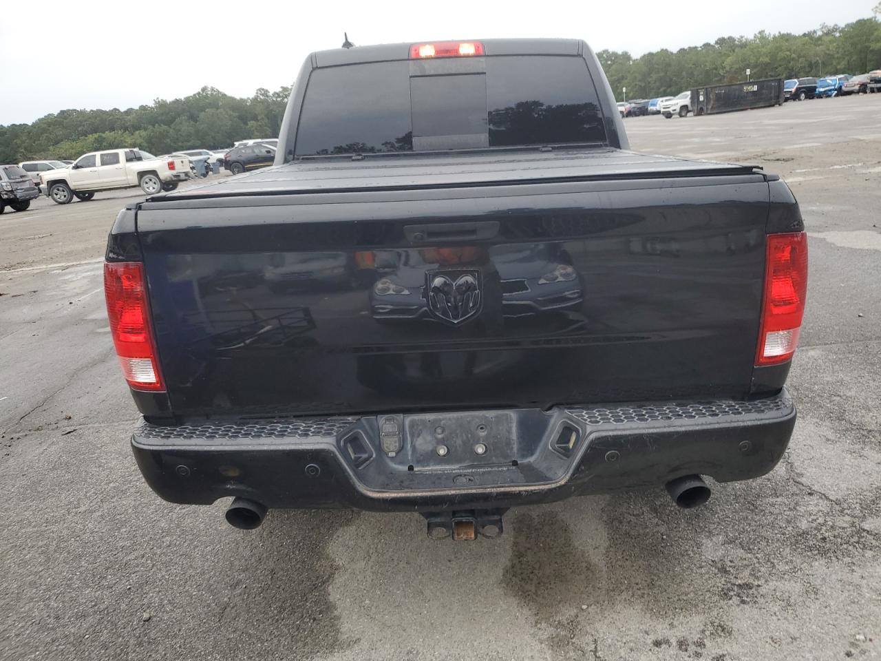 1C6RR7LT7KS569289 2019 Ram 1500 Classic Slt