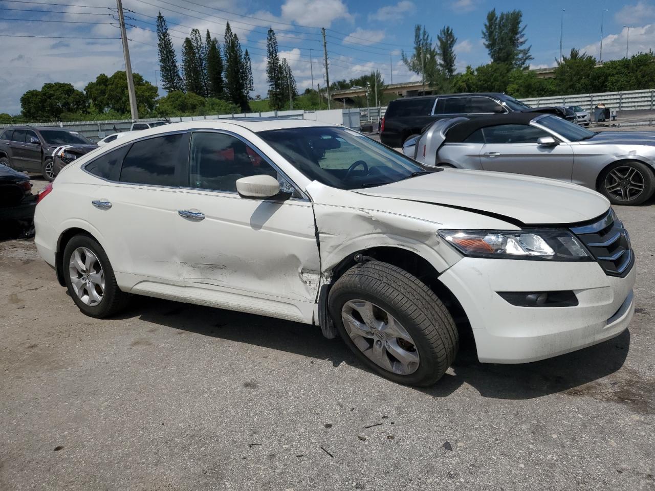 2010 Honda Accord - Image 4