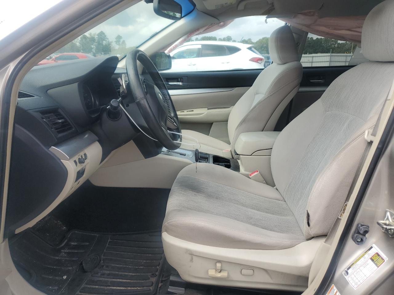2014 Subaru Outback - Image 7