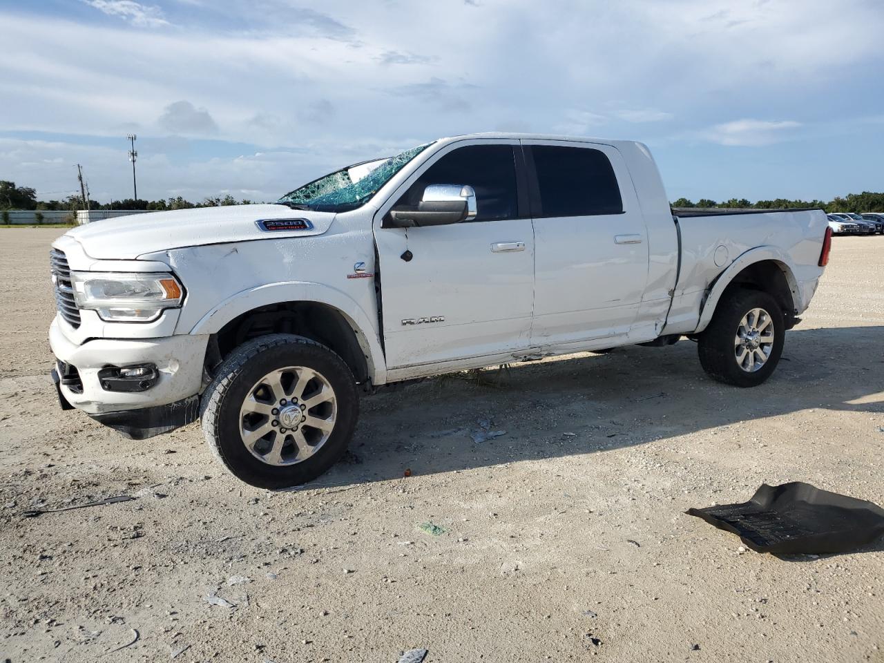 3C6UR5NL8KG520282 2019 Ram 2500 Laramie