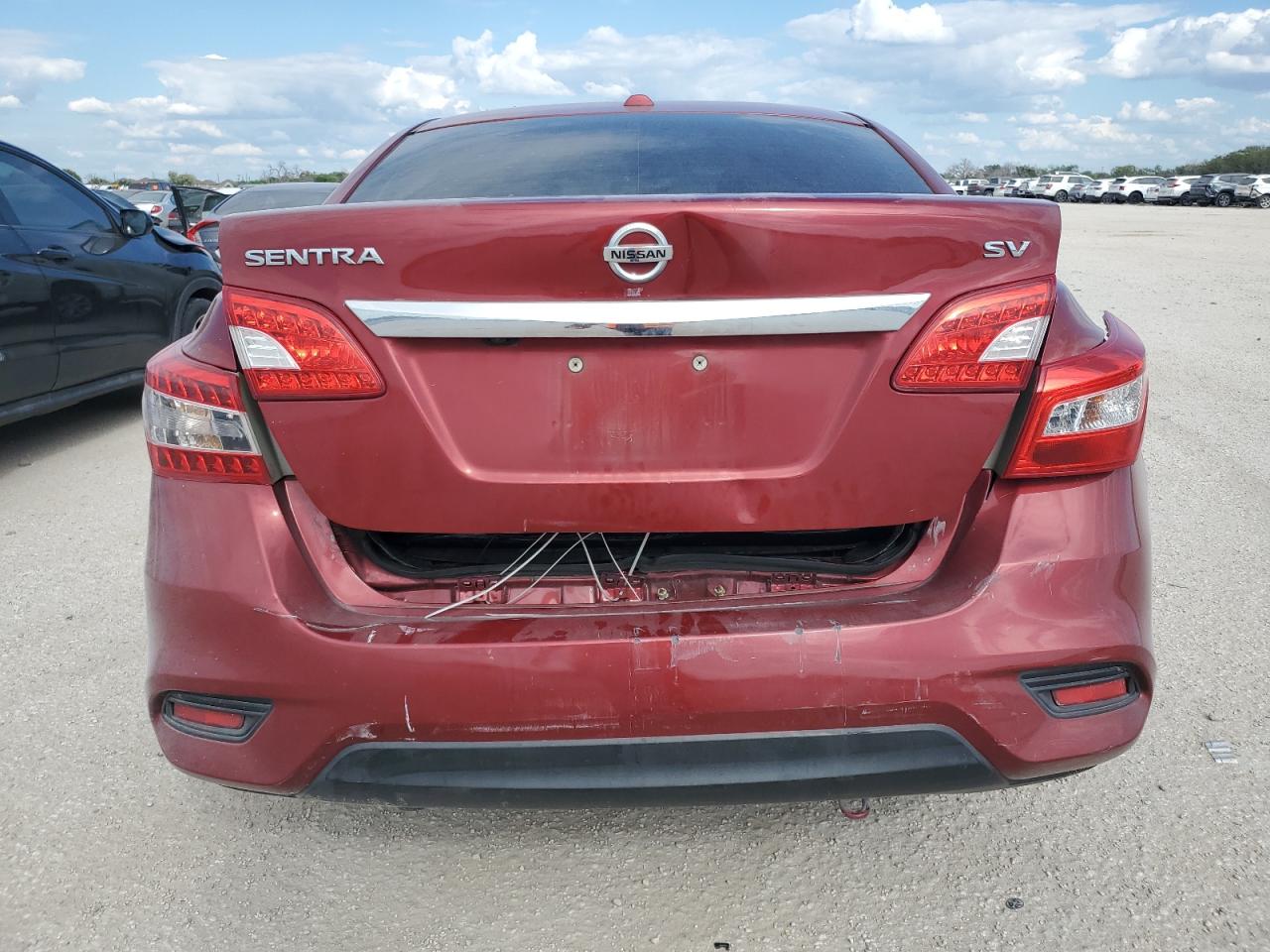 2015 Nissan Sentra - Image 6