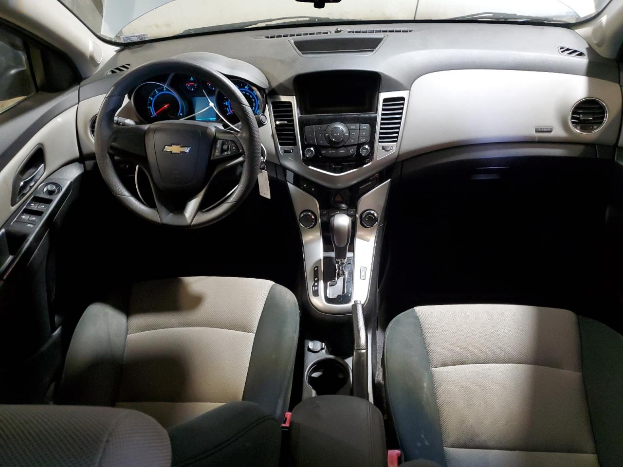 2012 Chevrolet Cruze - Image 8