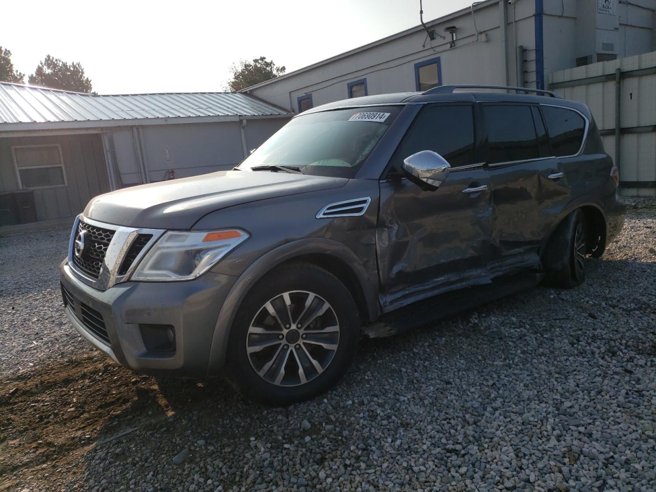 JN8AY2NCXJX502040 2018 NISSAN ARMADA - Image 1