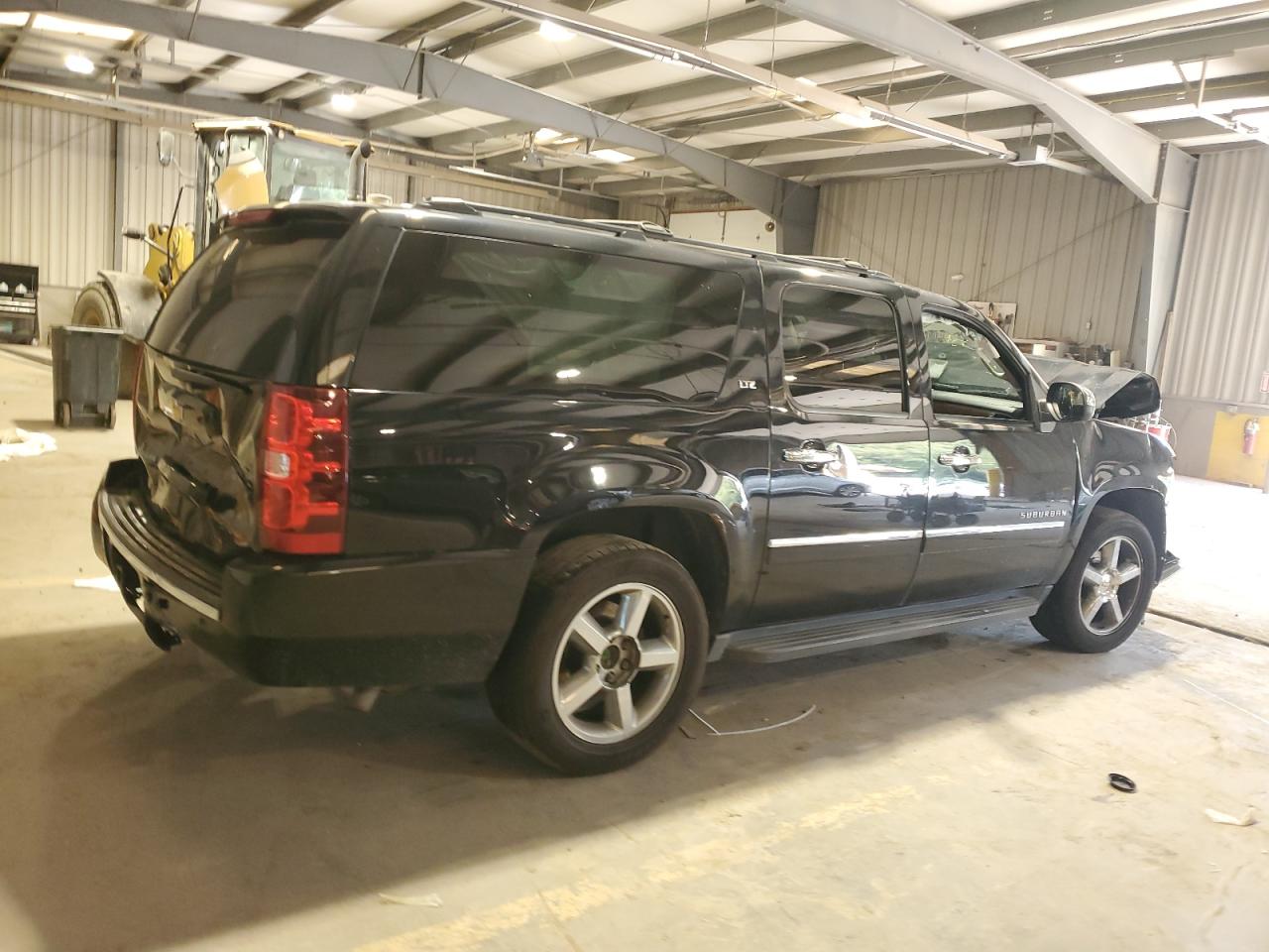 2013 Chevrolet Suburban K1500 Ltz VIN: 1GNSKKE7XDR105805 Lot: 70019724