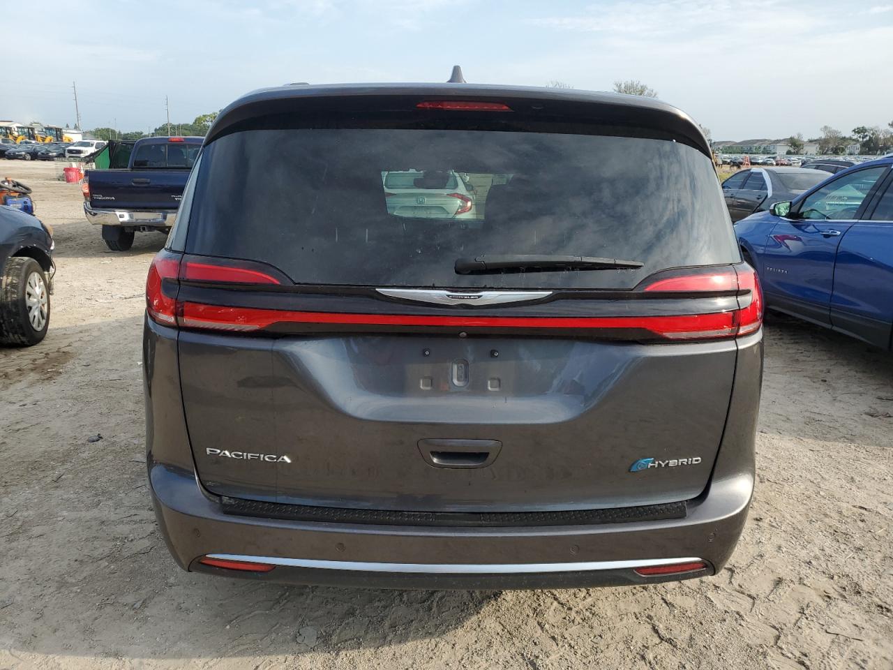 2022 Chrysler Pacifica Hybrid Pinnacle VIN: 2C4RC1N74NR144478 Lot: 71611944