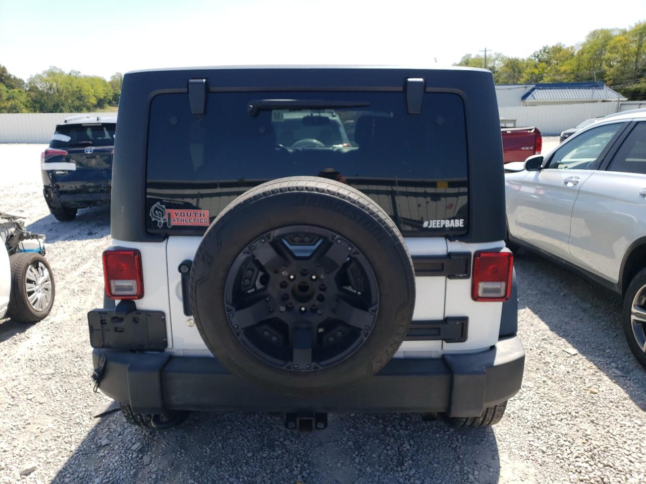 1C4BJWDG2HL543604 2017 Jeep Wrangler Unlimited Sport