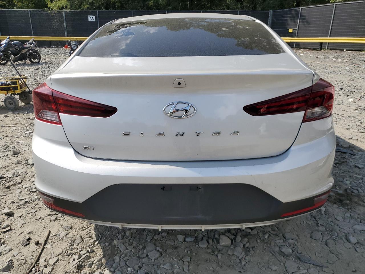 2020 Hyundai Elantra Se VIN: 5NPD74LFXLH523117 Lot: 71710414