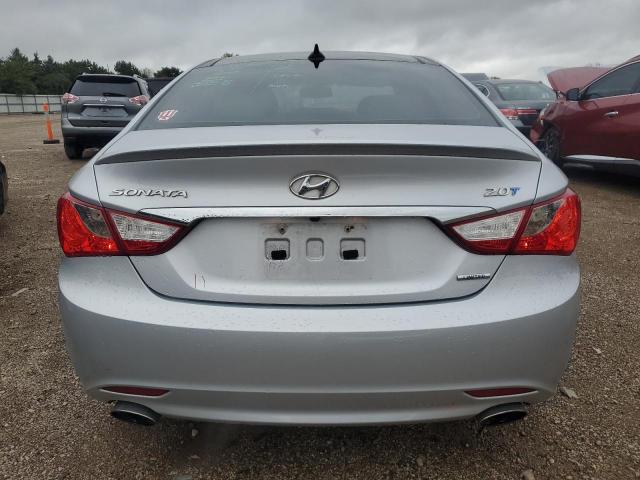  HYUNDAI SONATA 2013 Серебристый