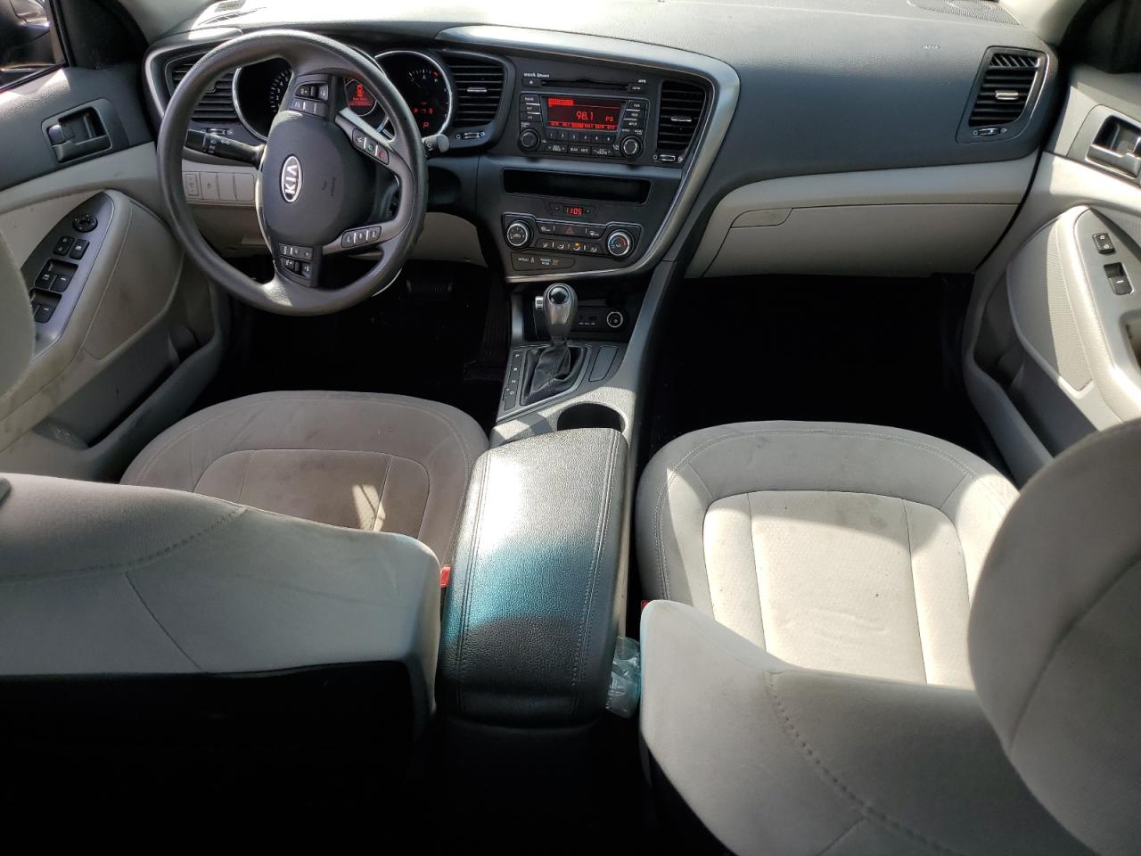 2011 Kia Optima - Image 8
