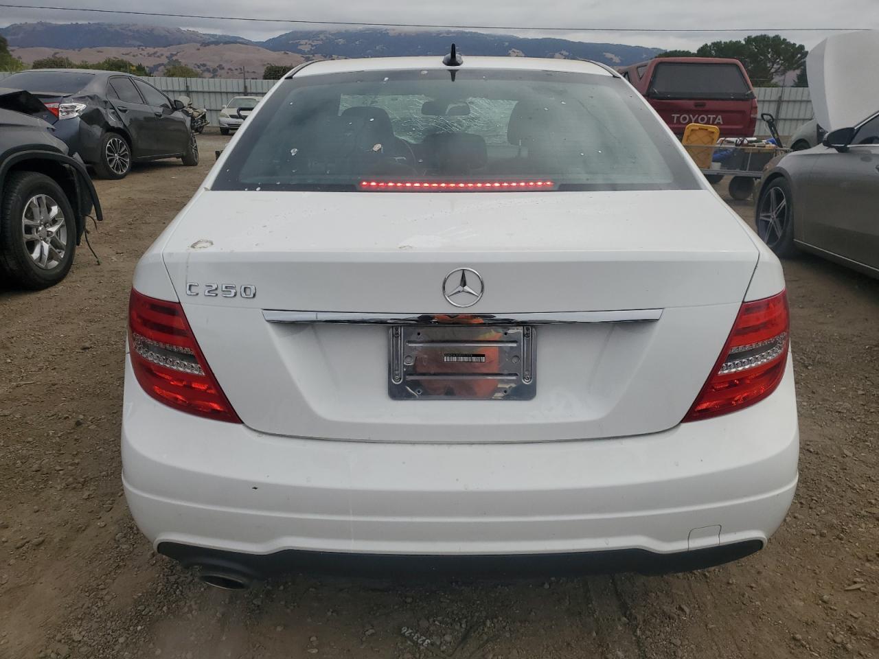 2013 Mercedes-Benz C 250 VIN: WDDGF4HB8DA743554 Lot: 72093174